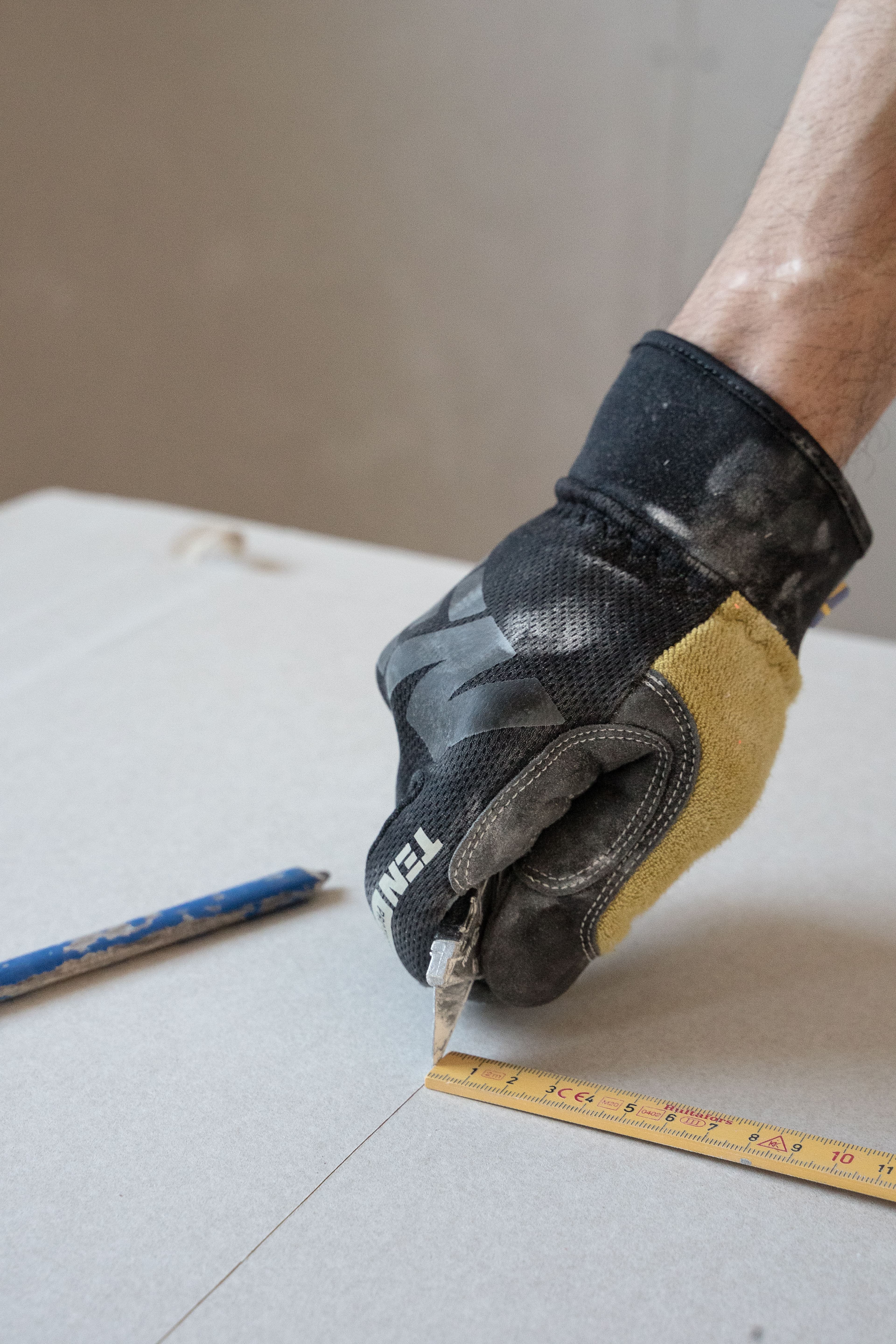 Cut-Resistant Gloves